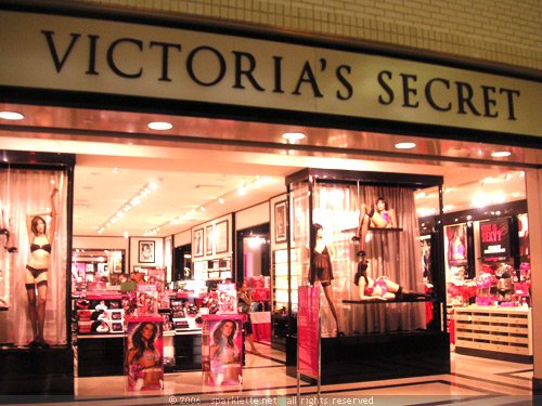 500 pairs of panties stolen from Victoria's Secret store