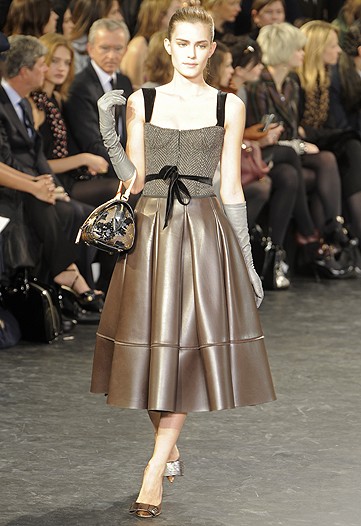Louis Vuitton RTW Fall 2010 - Louis Vuitton - Fashion Show