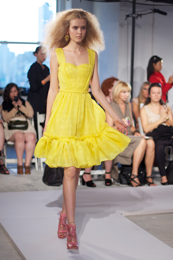 More charming with Oscar de la Renta - Fashion Show