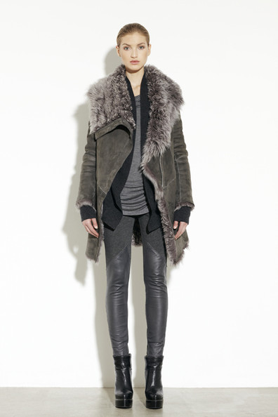 Thật chic & trendy cùng DKNY Resort 2013 - Thời trang nữ - Bộ sưu tập - Nhà thiết kế - Resort 2013 - DKNY