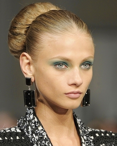New York Fashion Week: Spring 2011 Beauty Trends - Hair - Makeup