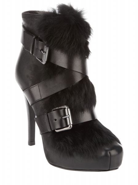 Shopping Accessories for Amazing Halloween 2011 - Accessories
