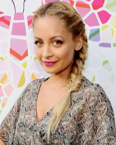 Beautiful Hairstyle: Side Braids from Hunger Games - Hair