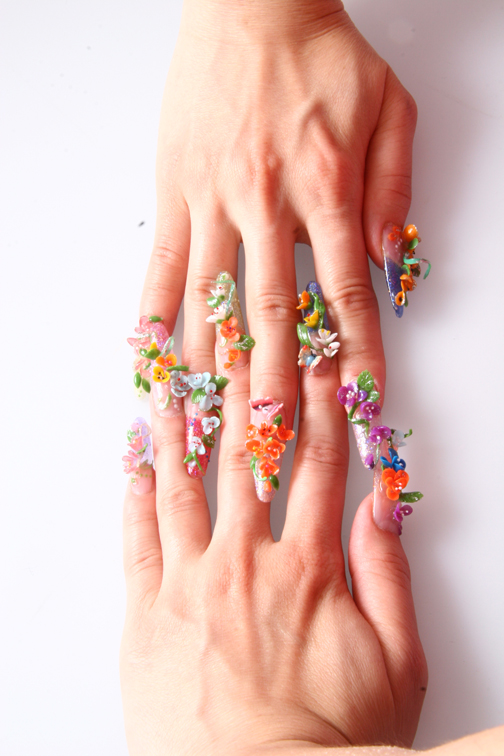 Sinh động cùng nail 3D - xu hướng - Thời trang nữ - Tư vấn - Trang trí móng - Hè 2012