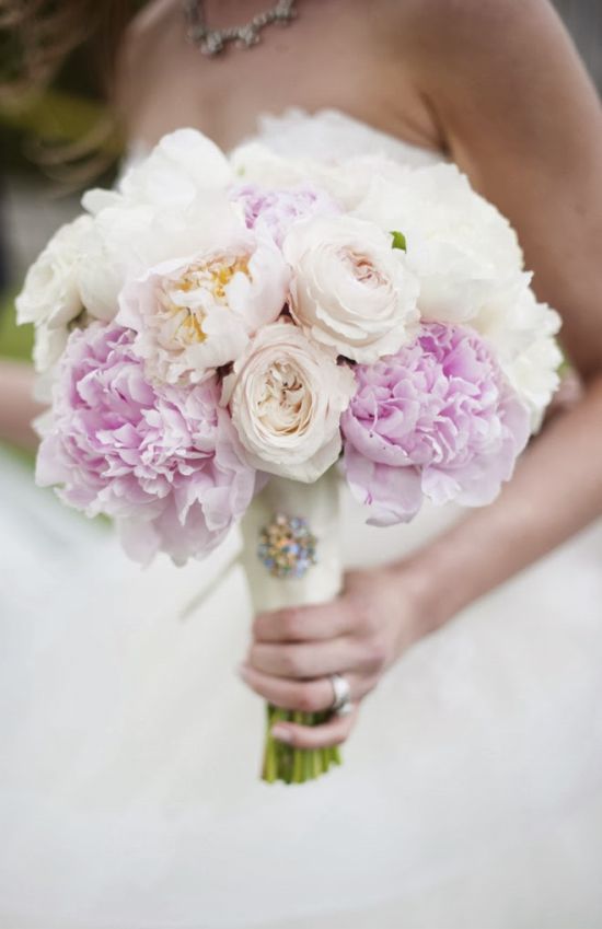ช่อดอกไม้เจ้าสาวแสนสวย - แฟชั่น - แฟชั่นคุณผู้หญิง - เทรนด์ใหม่ - ไอเดีย - แฟชั่นแต่งงาน - ช่อดอกไม้ - งานแต่งงาน - แต่งงาน - ช่อดอกไม้ - ดอกไม้ - สวยงาม - แฟชั่น - ชุดเจ้าสาว - เจ้าสาว
