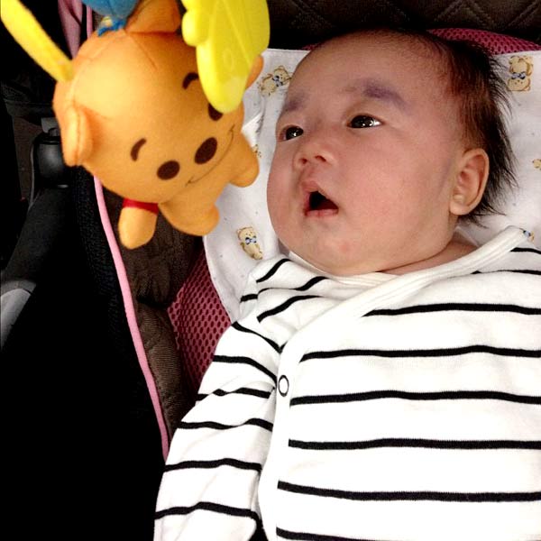 อัพเดทความน่ารัก ลูกสาวสุดเลิฟ น้องแสนดี ของแม่โอ๋ ภัคจีรา