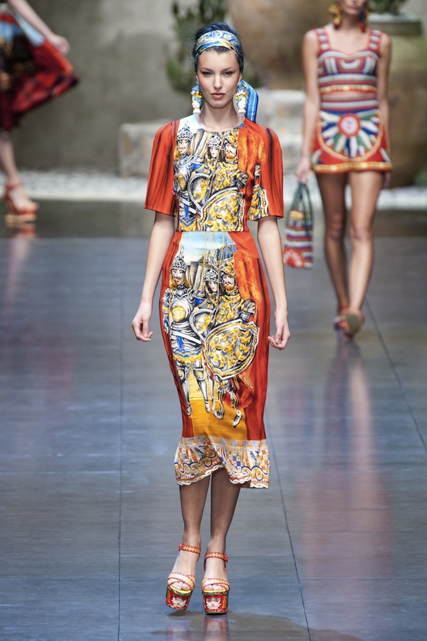 Dolce & Gabbana Spring 2013 - แฟชั่น - แฟชั่นคุณผู้หญิง - รองเท้า - แฟชั่นดารา - เคล็ดลับ - ทรงผม - อินเทรนด์ - เทรนด์ใหม่ - Celeb Style - ความงาม