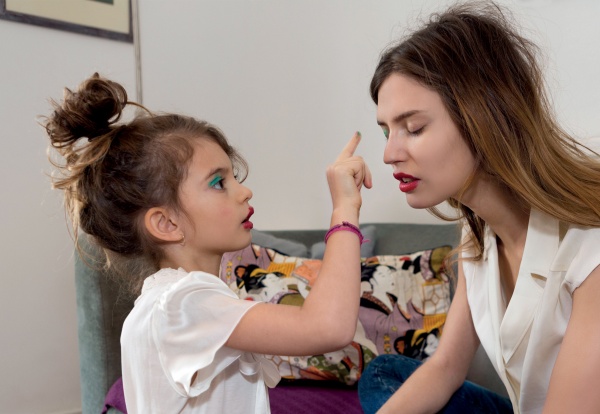 Mẹ Con Bianca Balti Và Matilde Lucidi Cùng Xuất Hiện Trên Tạp Chí Grey Xuân/Hè 2013 - Bianca Balti - Matilde Lucidi - Martin Parr - Tạp chí Grey - Xuân/Hè 2013