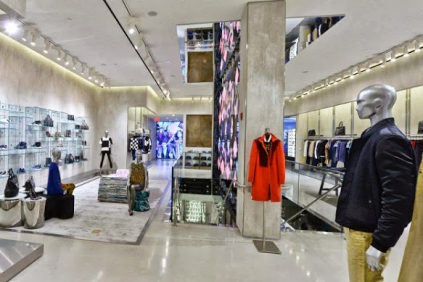 Roberto Cavalli mở cửa hàng thời trang mới ở New York - Roberto Cavalli - Nhà thiết kế - Cửa hàng xịn - Cửa hàng thời trang
