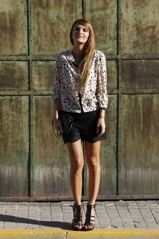 Zara New PEOPLE! photos from Week 1 of October - Zara - Street Fashion