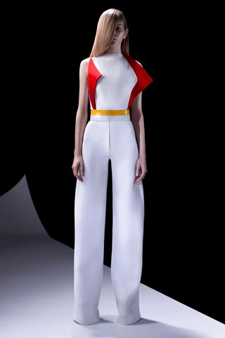 Độc đáo BST thời trang mới nhất của Mugler tại Resort 2013 - Bộ sưu tập - Thời trang nữ - Mugler - Nhà thiết kế - Trình diễn thời tran