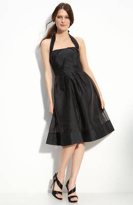 Tips for choosing suitable black dresses - Black dress
