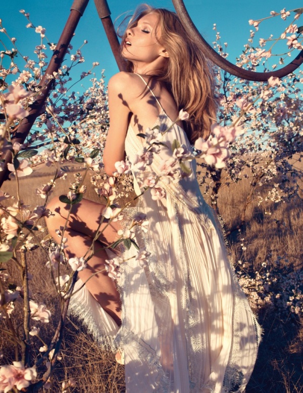 Feminine Romantic Blumarine S/S 2013 Campaign - Fashion - Women's Wear - Collection - Designer - S/S 2013 - Blumarine - Spring / Summer 2013