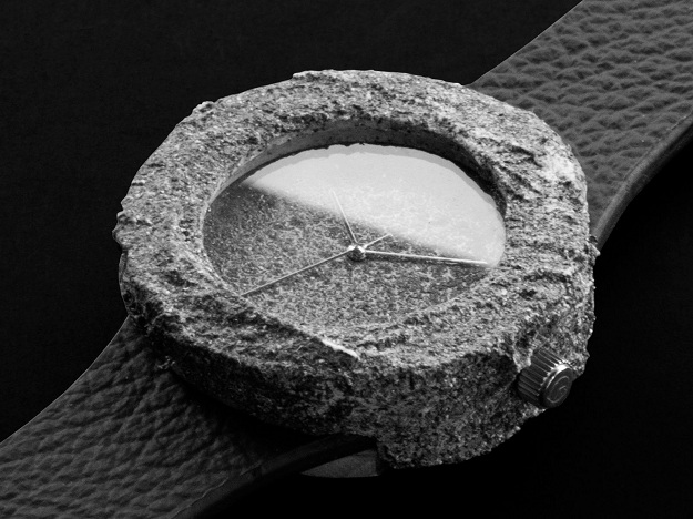 สุดหรูมากนาฬิกาจากหินดวงจันทร์ - แฟชั่นคุณผู้หญิง - แฟชั่น - คอลเลคชั่น - เทรนด์ใหม่ - นาฬิกา - Analog Watch Company - Lunar watch