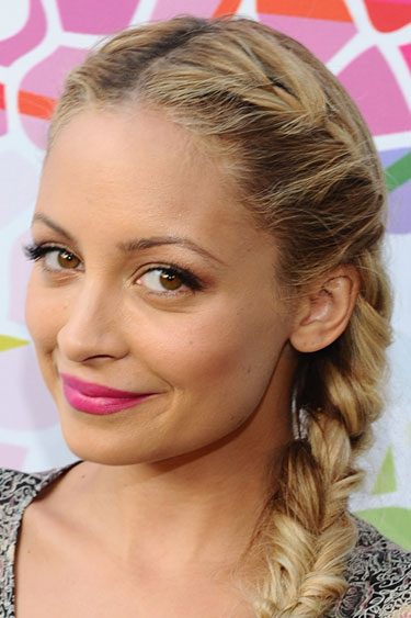 The trend pink lips of celebrities - Makeup