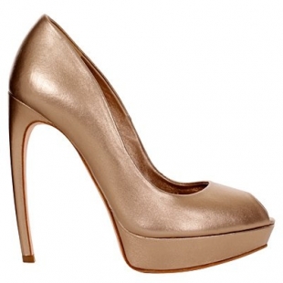 Bold and Sexy Alexander McQueen Pre-Spring Shoes Collection 2013 - Alexander McQueen - Pre-Spring 2013 - Shoes - Designer - Collection