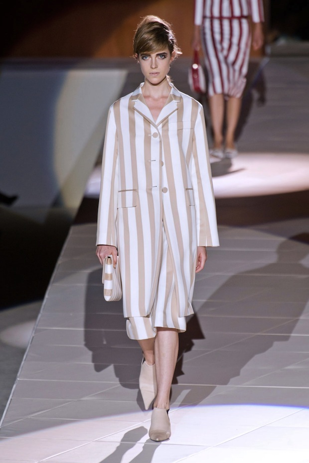 Marc Jacobs กับโชว์ลายทาง - แฟชั่น - แฟชั่นคุณผู้หญิง - เคล็ดลับ - เทรนด์ใหม่ - อินเทรนด์ - แฟชั่นวัยรุ่น - นางแบบ - แฟชั่นโชว์ - นิตยสาร