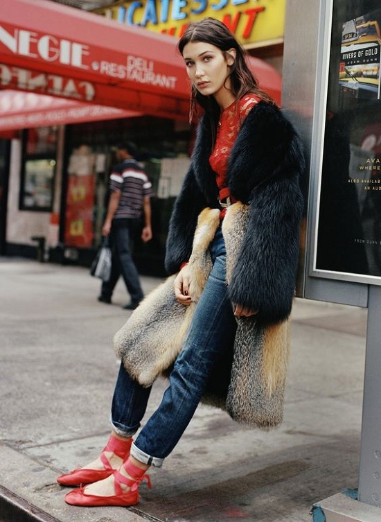 Street Style ตัวจริงต้องยกให้สาวคนนี้ Bella Hadid นางแบบสุดเก๋แห่งยุค!! - แฟชั่น - Celeb Style - แฟชั่นเสื้อผ้า - แฟชั่นคุณผู้หญิง - แฟชั่นวัยรุ่น - เทรนด์แฟชั่น - อินเทรนด์ - ไอเดีย - เคล็ดลับ - เทรนด์ใหม่ - การแต่งตัว - นางแบบ - ผู้หญิง