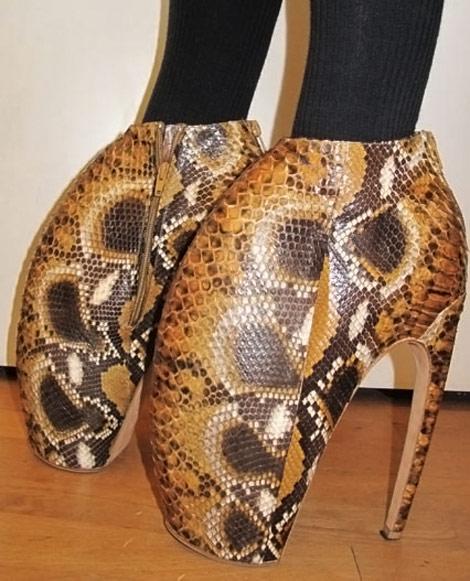Alexander McQueen’s shoes: Do you dare to try? - Accessory - Shoes - Alexander McQueen