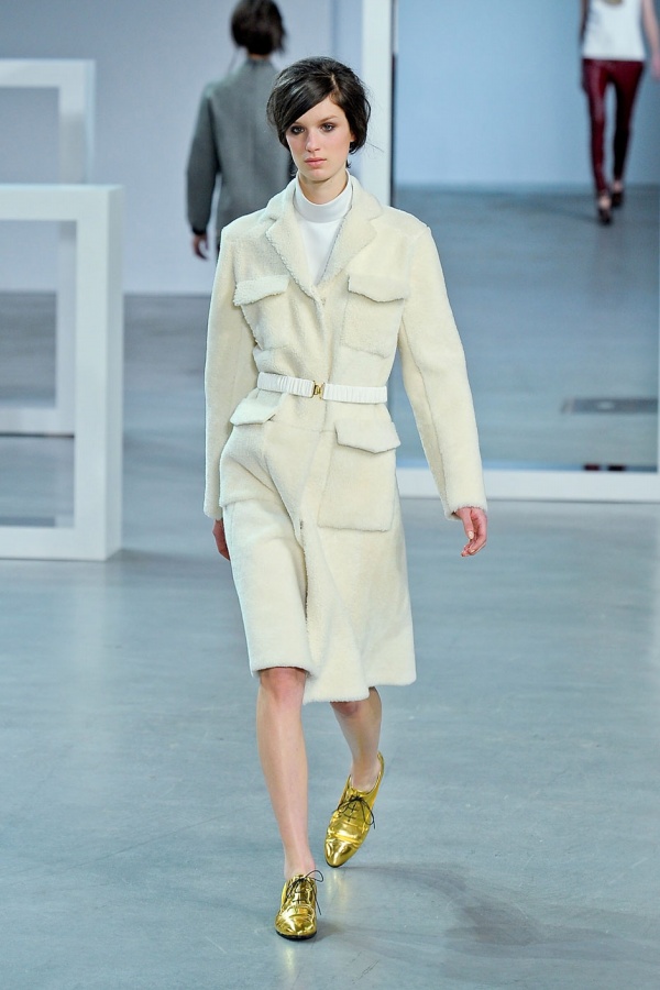 White for Elegant Winter - Fashion - Women's Wear - Winter 2012 - Tips - Trends