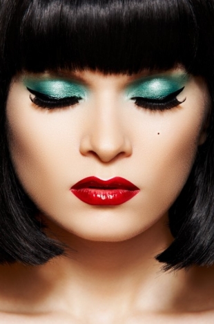 Last Minute Fabulous Christmas Makeup Inspirations - Christmas - Fashion - Makeup - Beauty Care