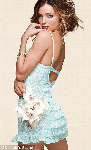คอลเล็คชั่น"ชุดชั้นในเจ้าสาว"จาก Victoria’s Secret สวยเซ็กซี่เชียว! - ชุดชั้นใน - Victoria’s Secret - คอลเลคชั่นใหม่ - ชุดชั้นในเจ้าสาว - แบบชุดชั้นใน - เจ้าสาว