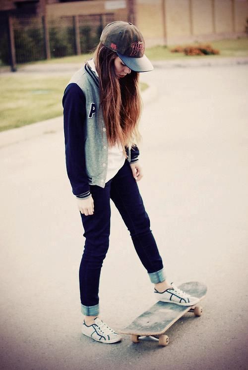 Skater girl - แฟชั่น - แฟชั่นคุณผู้หญิง - แฟชั่นวัยรุ่น - แฟชั่นเสื้อผ้า - อินเทรนด์ - ไอเดีย - เทรนด์ใหม่ - การแต่งตัว - เทรนด์แฟชั่น