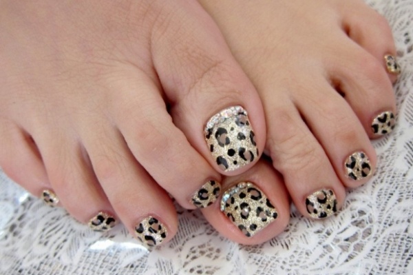The Coolest Pedicure Nail Art Designs Fall 2012 - Nail Art - Fall 2012 - Pedicure - Trends