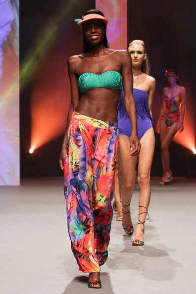Seafolly Australia Showcases 2012/13 Swimwear Collection At Paris Mode City - ชุดว่ายน้ำ