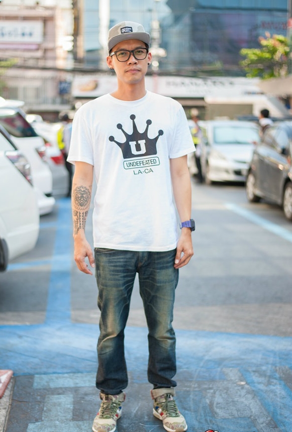 ใส่เสื้อยืดแบบไหน ให้เท่ห์ ดูดีมีสไตล์! - แฟชั่นคุณผู้ชาย - แฟชั่นวัยรุ่น - เสื้อยืด - เสื้อยืดหลายสไตล์ - การแต่งตัว - แบบเสื้อยืด