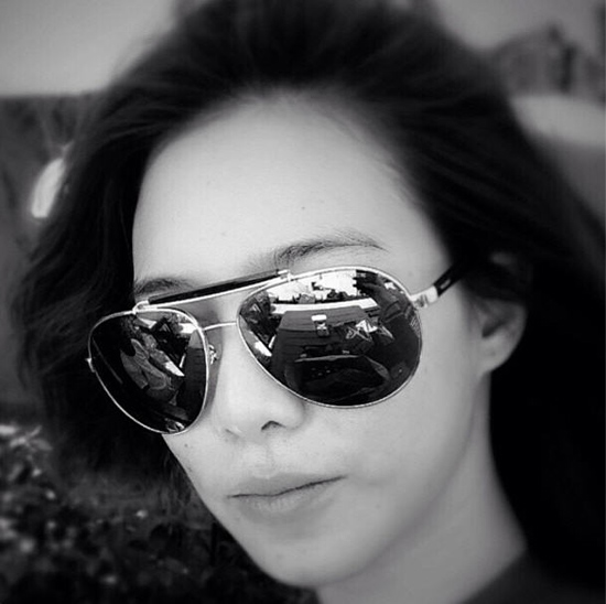 ไอเทมฮิตหน้าร้อน!! "แว่นกันแดด" สวย เริ่ด แบบซุปตาร์!! - Celeb Style - แฟชั่นดารา - แว่นตา - แว่นกันแดด - แว่นตากันแดด - แว่นสไตล์ดารา