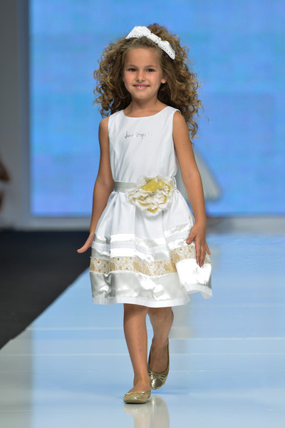 Beautiful Spring 2013 Collection from Fashion Kids for Children in Crisis Onlus - Fashion - Women's Wear - Collection - Designer - Kids Collection