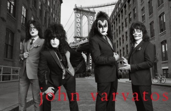 Ban Nhạc Kiss Đồng Hành Cùng Chiến Dịch Quảng Cáo Xuân/Hè 2014 Của John Varvatos [PHOTOS+VIDEO] - John Varvatos - Kiss - Nhà thiết kế - Sao - Thời trang - Tin Thời Trang - Hình ảnh - Thời trang nam - Chiến dịch quảng cáo - Video