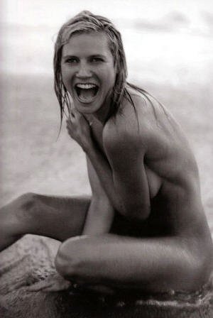 Heidi Klum Naked Streak Continues