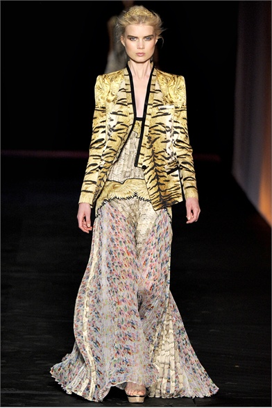 Bộ sưu tập Ready-To-Wear Xuân/Hè 2012 của Roberto Cavalli - Thời trang nữ - tuan le thoi trang - Bo suu tap - xu hướng