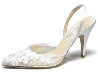 WEDDING HEELS THAT WON’T HURT - Shoes - Wedding