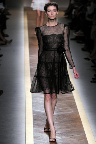 Princesses from Valentino Spring 2012 RTW - Fashion Show - Valentino