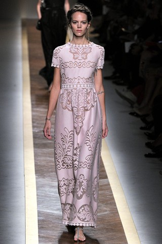 Valentino Spring 2012 Ready-to-Wear - Women's Wear - Fashion Week - Fashion Show - Valentino