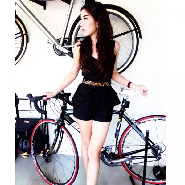นุ่งสั้นสไตล์ดารา สั้นแค่ไหนต้องไปชมภาพ! - Celeb Style - แฟชั่นดารา - ดารานุ่งสั้น - กางเกงขาสั้น - การแต่งตัวดารา