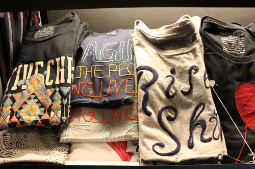 ร้านเสื้อผ้าลุคชิลล์ "POST-NERD" กับเสื้อยืดหลากดีไซน์ เก๋ไม่ซ้ำใคร!!