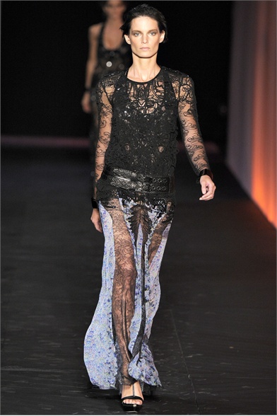 Bộ sưu tập Ready-To-Wear Xuân/Hè 2012 của Roberto Cavalli - Thời trang nữ - tuan le thoi trang - Bo suu tap - xu hướng