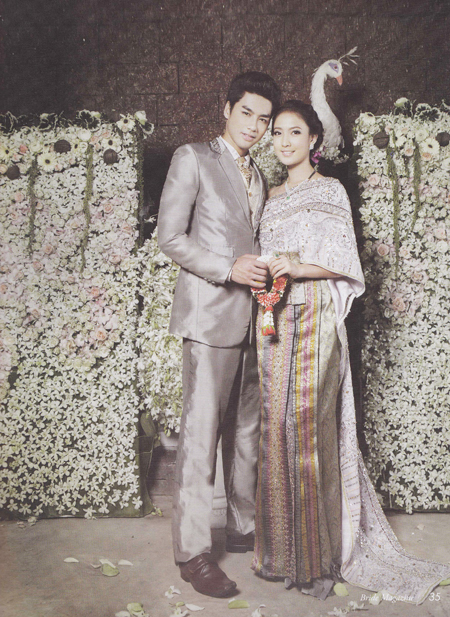 สง่างาม!! แบบ"ชุดไทยแต่งงาน" สำหรับคู่บ่าวสาว