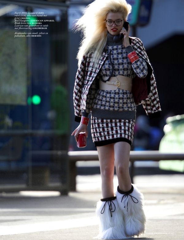 Daphne Groeneveld Hits The Street in Chic Look for Vogue Netherland October 2013 Issue [PHOTOS] - Daphne Groeneveld - Vogue Netherland - Fashion News - Model - Fashion - Photo