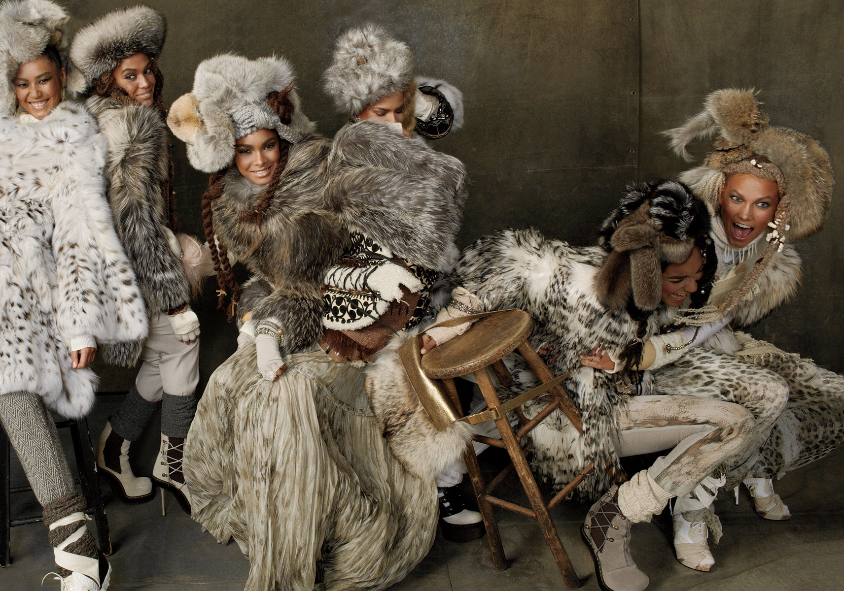 แฟชั่นหน้าหนาวจาก Vogue - แฟชั่น - แต่งหน้า - เครื่องสำอาง - แฟชั่นคุณผู้หญิง - เคล็ดลับ - อินเทรนด์ - เทรนด์ใหม่ - ความงาม - แฟชั่นวัยรุ่น