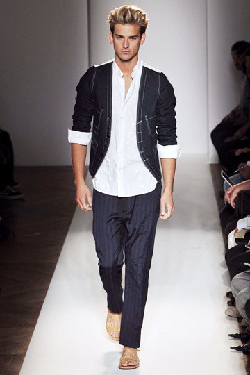 TheFashionInsider.com MAGAZINE NAMES THE TOP 12 MEN’S COLLECTION FOR SPRING/SUMMER 2010