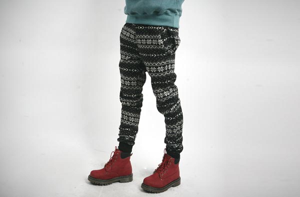 มิกซ์ แอนด์ แมทช์ แฟชั่นพิมพ์ลายของหนุ่ม ๆ