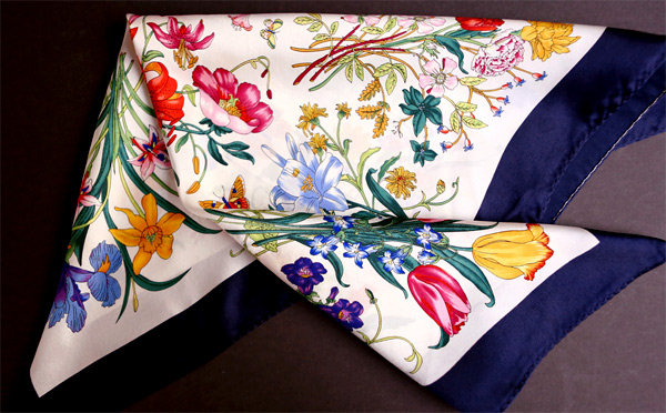 เริ่ด!! ไอเทมลายดอก ผ้าพันคอ สร้อย หมวก ที่มัดผม สวยแจ่ม!! - Accessories - เครื่องประดับ - แฟชั่นลายดอก - ไอเทมลายดอก - ผ้าพันคอ - หมวก - สร้อยคอ - ที่คาดผม