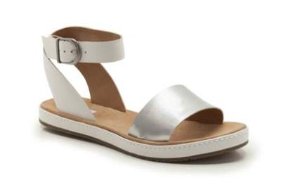 Giày xuân hè của Clarks mang kiểu dáng thoải mái - Clarks - Bộ sưu tập - Phụ kiện - Giày dép - Xuân / Hè 2014
