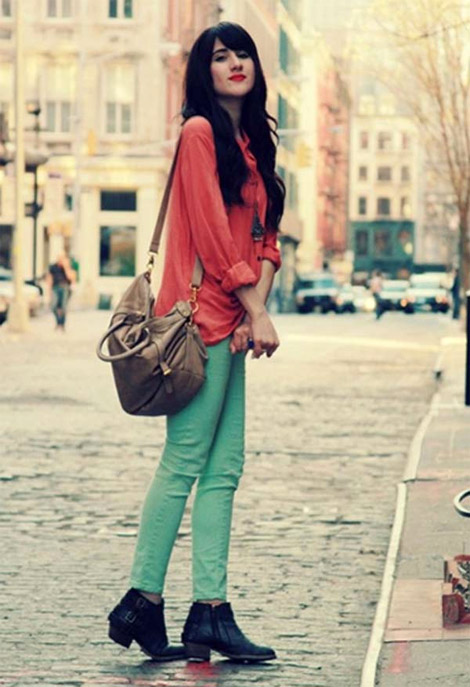 อัพเดทล่วงหน้ากับแฟชั่นกางเกงยีนส์ปี 2013 - แฟชั่นเสื้อผ้า - กางเกงยีนส์ - เทรนด์ปี 2013 - ยีนส์ฟอกสี - ยีนสืเอวสูง - ยีนส์สีสดใส