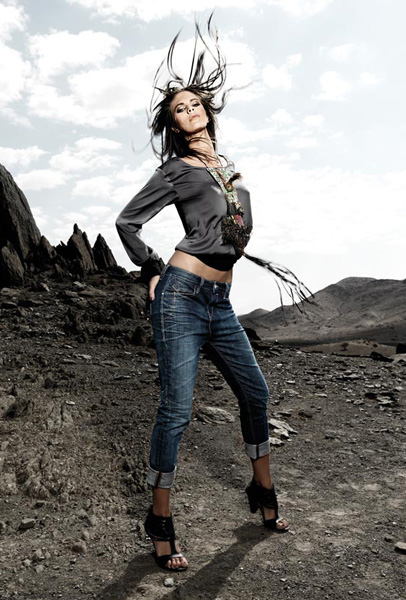 Gợi cảm nhưng vẫn đầy cá tính cùng Jeans Fornarina 2012 - Thời trang nữ - Jeans - 2012